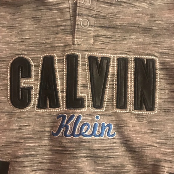 Calvin Klein hoodie - Picture 3 of 4